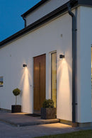 Seinävalaisin Konstsmide Modena 7511-750 seinässä